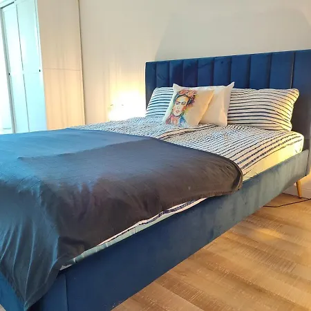 Apartmán Kuenstler-suite 7 - Koeln, Netflix, Phantasialand Kerpen (North Rhine-Westphalia)