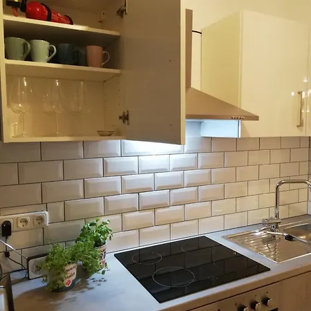 Kuenstler-suite 7 - Koeln, Netflix, Phantasialand