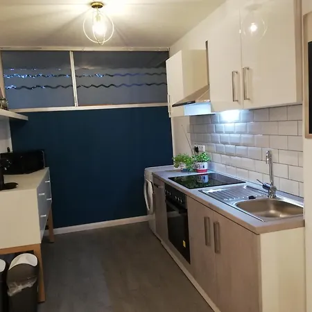 Kuenstler-suite 7 - Koeln, Netflix, Phantasialand *