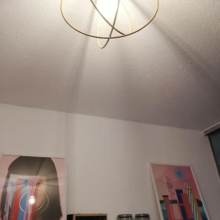 Apartment Kuenstler-suite 7 - Koeln, Netflix, Phantasialand *