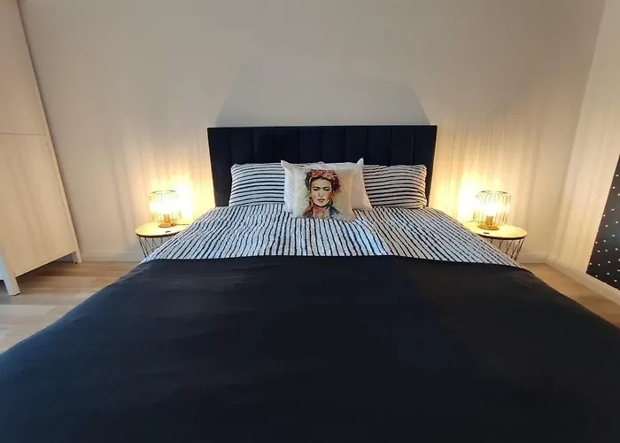 Kuenstler-suite 7 - Koeln, Netflix, Phantasialand * Kerpen (North Rhine-Westphalia)