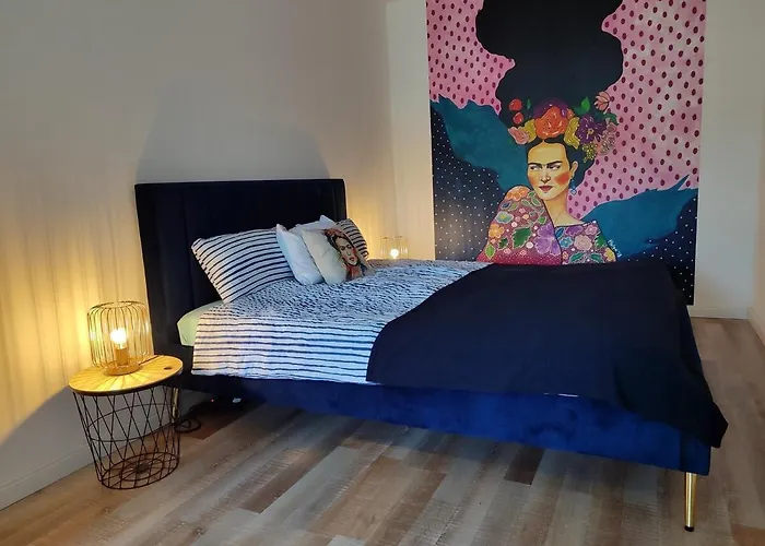 Kuenstler-suite 7 - Koeln, Netflix, Phantasialand