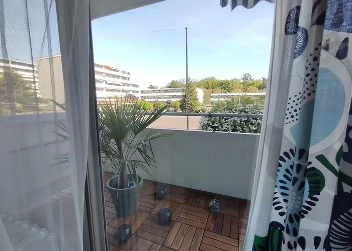 Kuenstler-suite 7 - Koeln, Netflix, Phantasialand Lejlighed Kerpen (North Rhine-Westphalia)